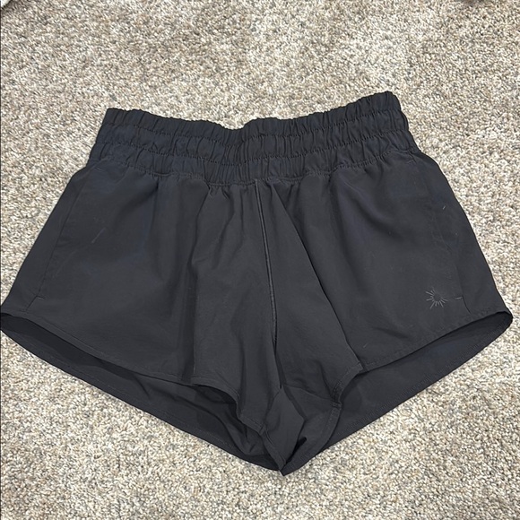 Aerie Shorts with built in spandex - Picture 1 of 3